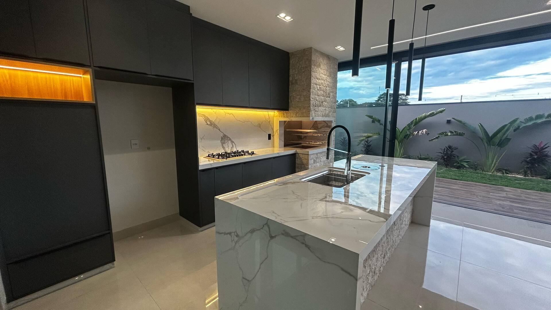 Casa, 3 quartos, 273 m² - Foto 6