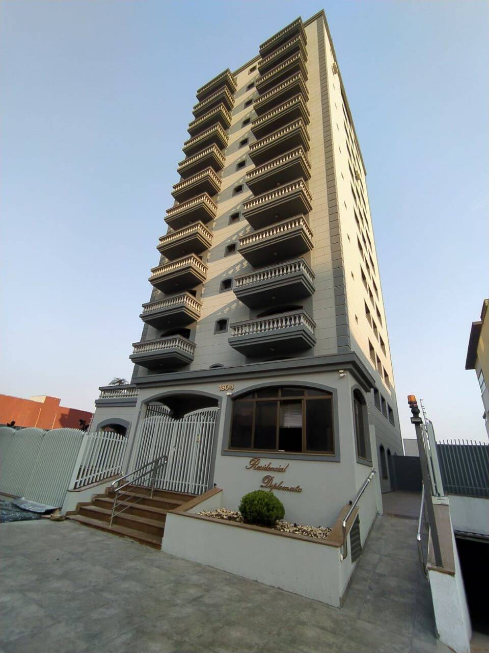 Apartamento, 3 quartos, 370 m² - Foto 2