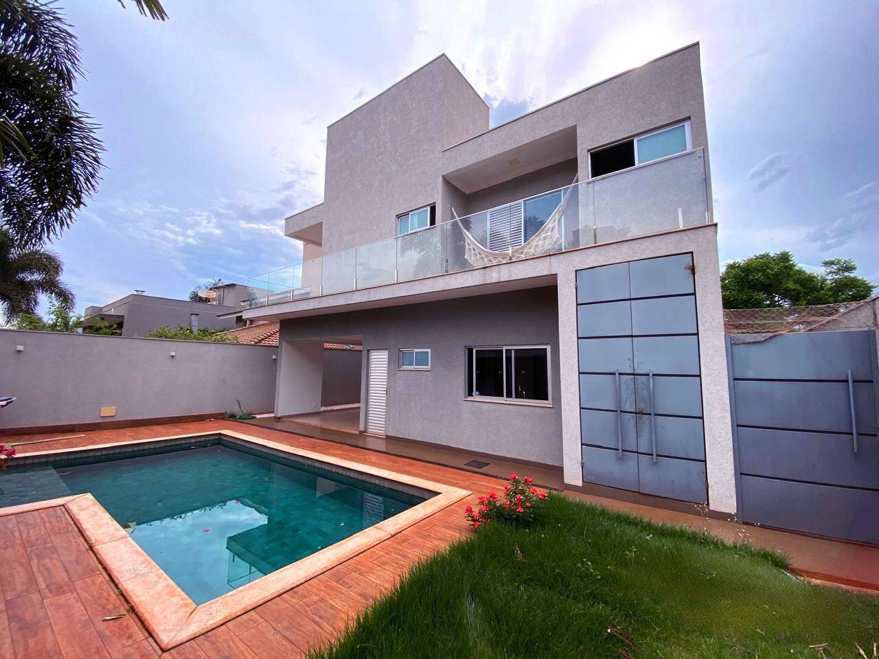 Casa, 5 quartos, 345 m² - Foto 1