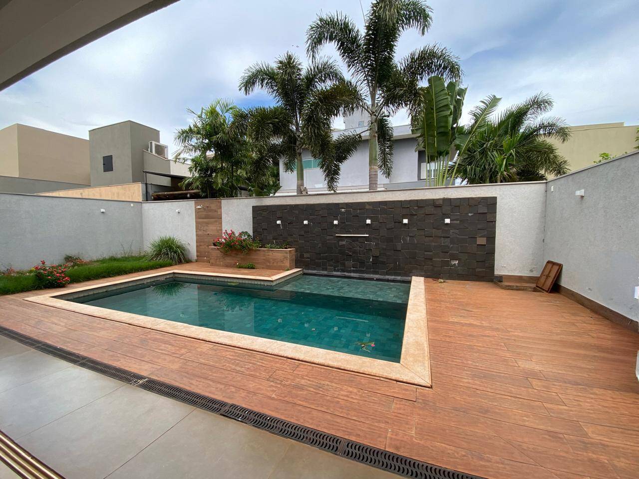 Casa, 5 quartos, 345 m² - Foto 3