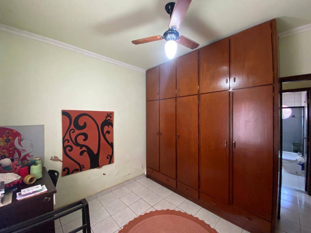 Casa, 3 quartos, 210 m² - Foto 7