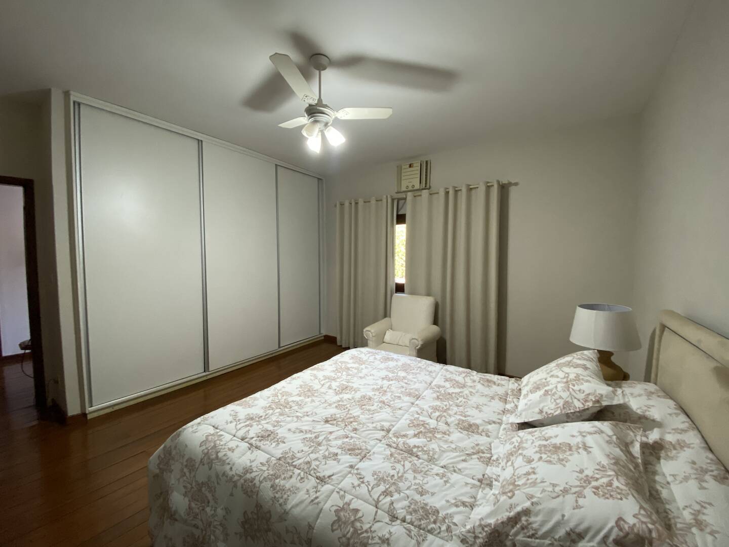 Casa, 4 quartos, 319 m² - Foto 24