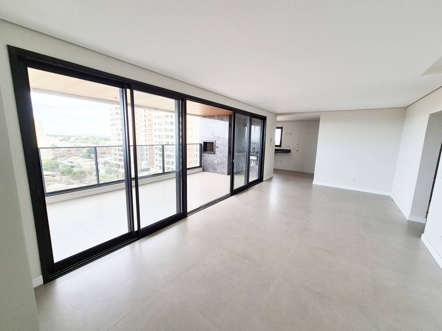 Apartamento, 3 quartos, 149 m² - Foto 2