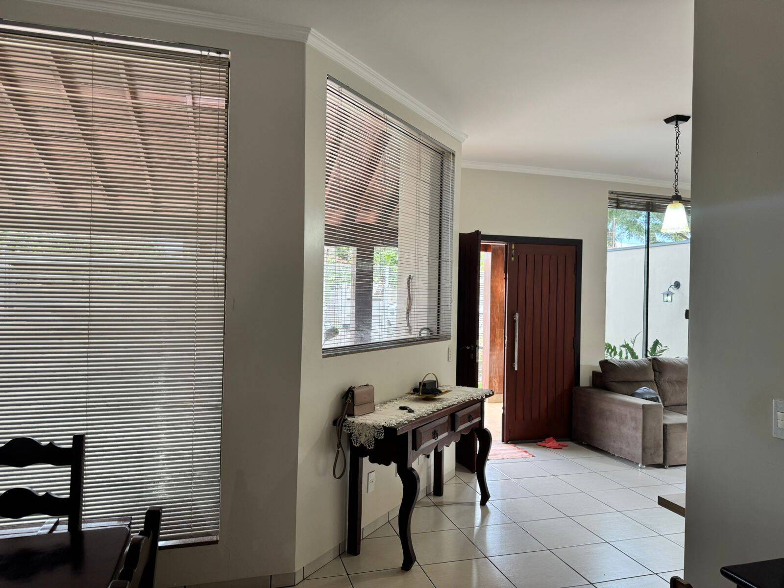Casa, 3 quartos, 230 m² - Foto 3