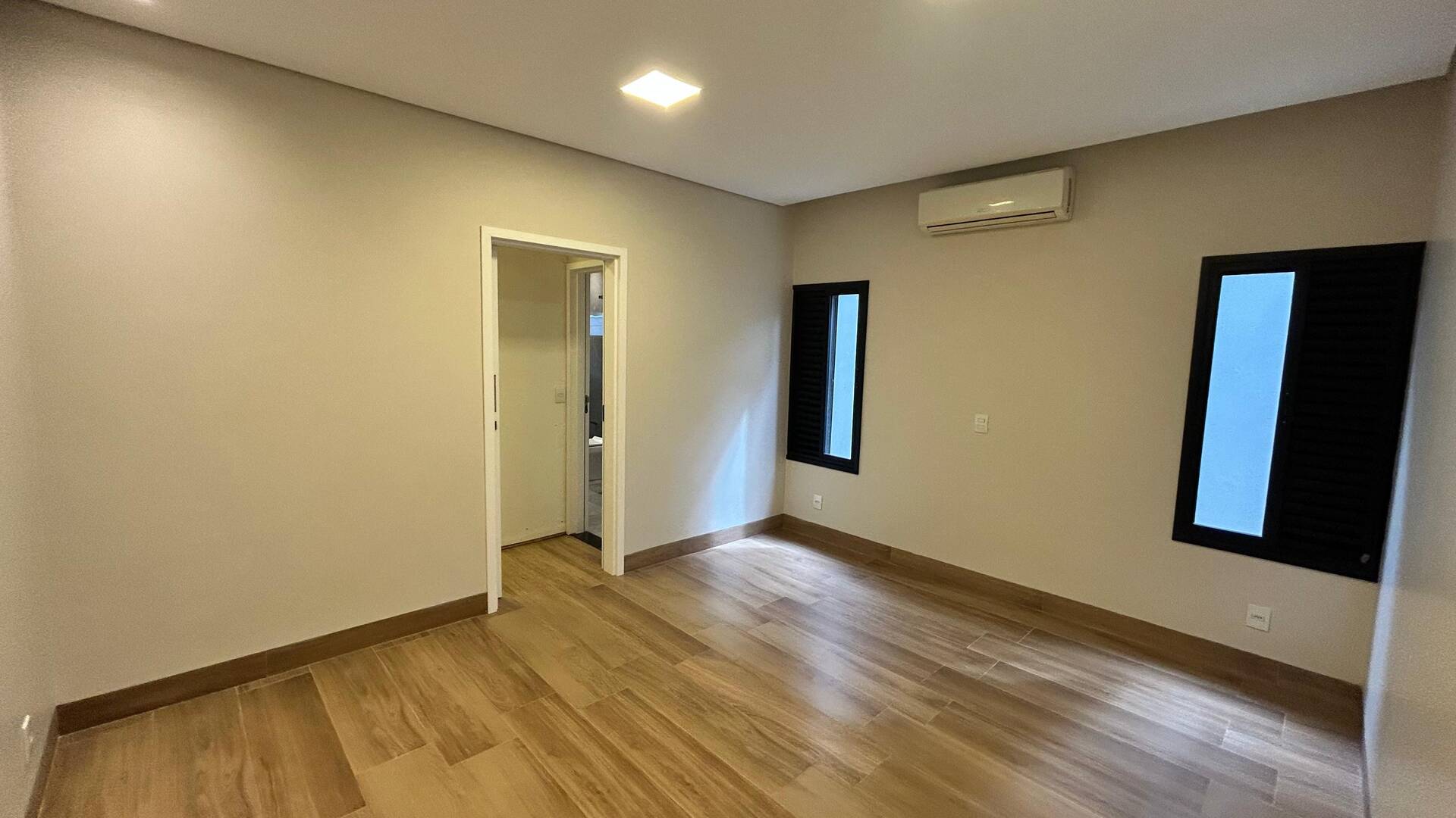 Casa, 4 quartos, 260 m² - Foto 10