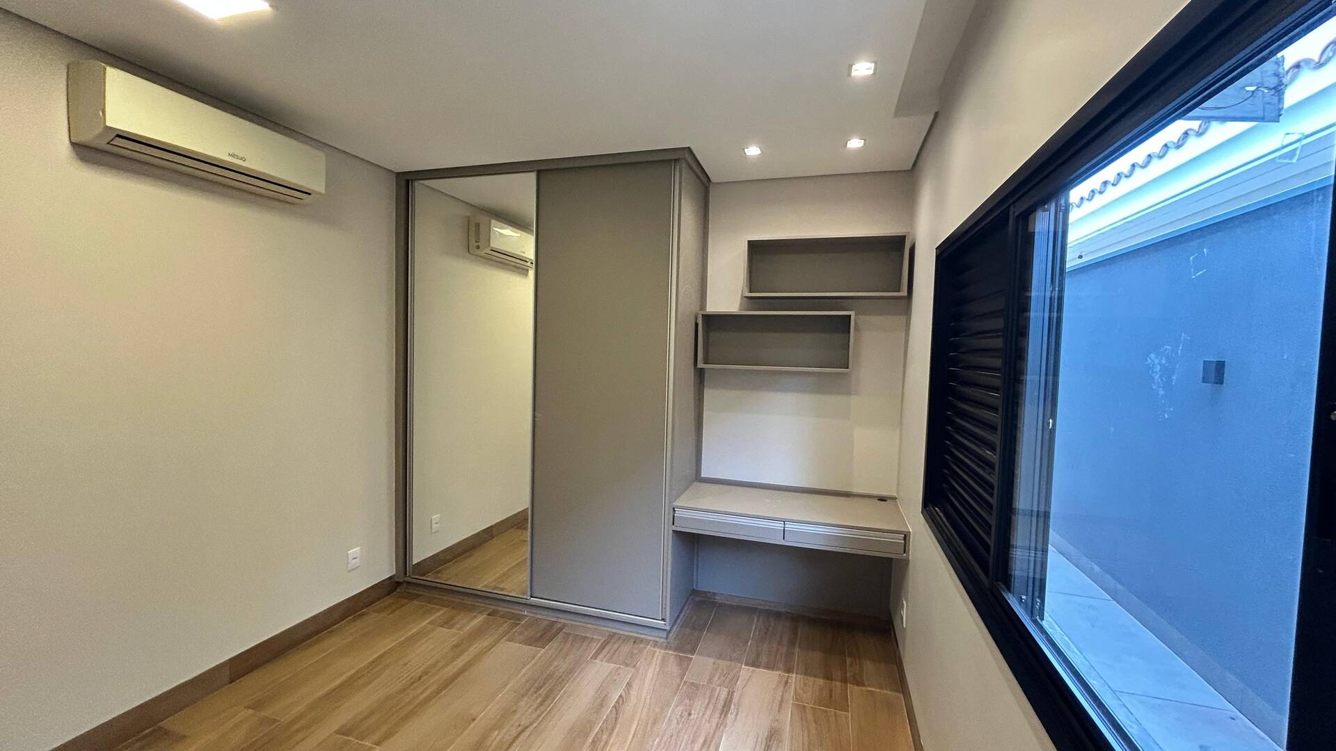 Casa, 4 quartos, 260 m² - Foto 12