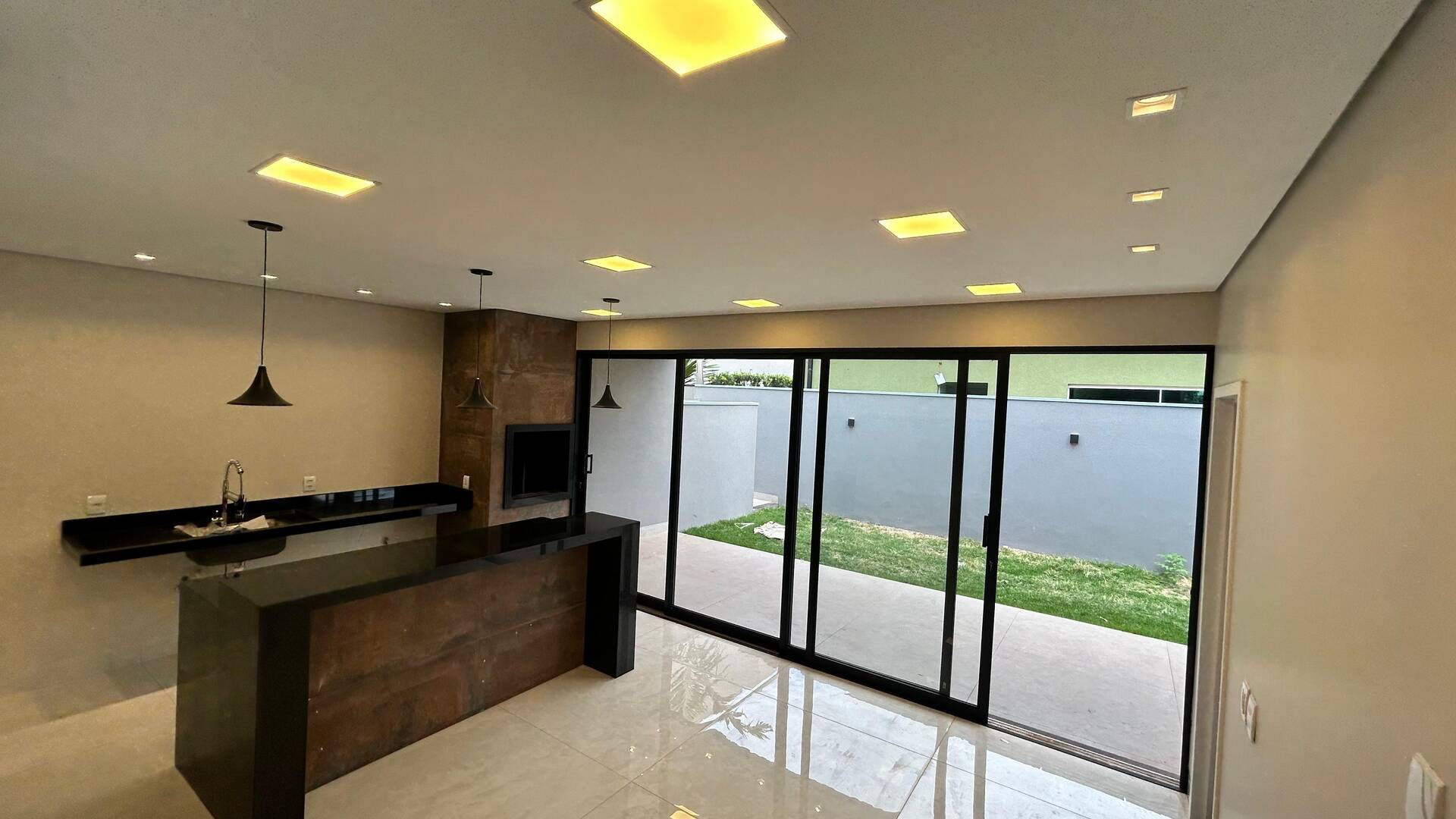 Casa, 4 quartos, 260 m² - Foto 4