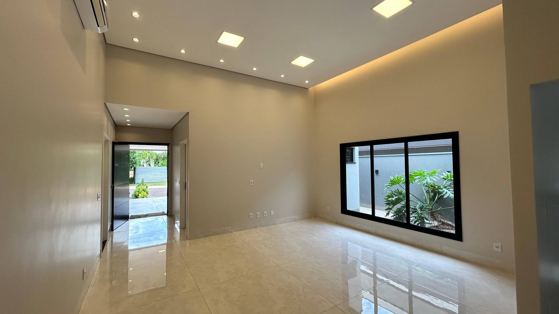 Casa, 4 quartos, 260 m² - Foto 2