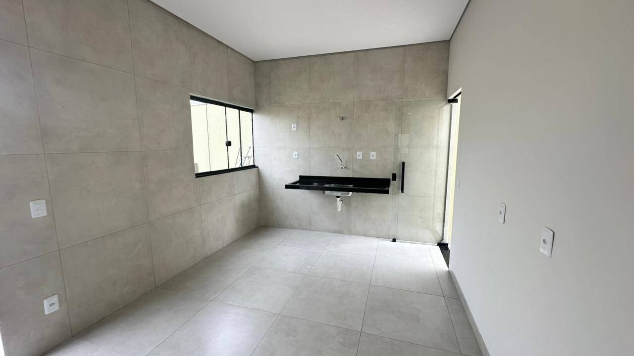 Casa, 3 quartos, 75 m² - Foto 2