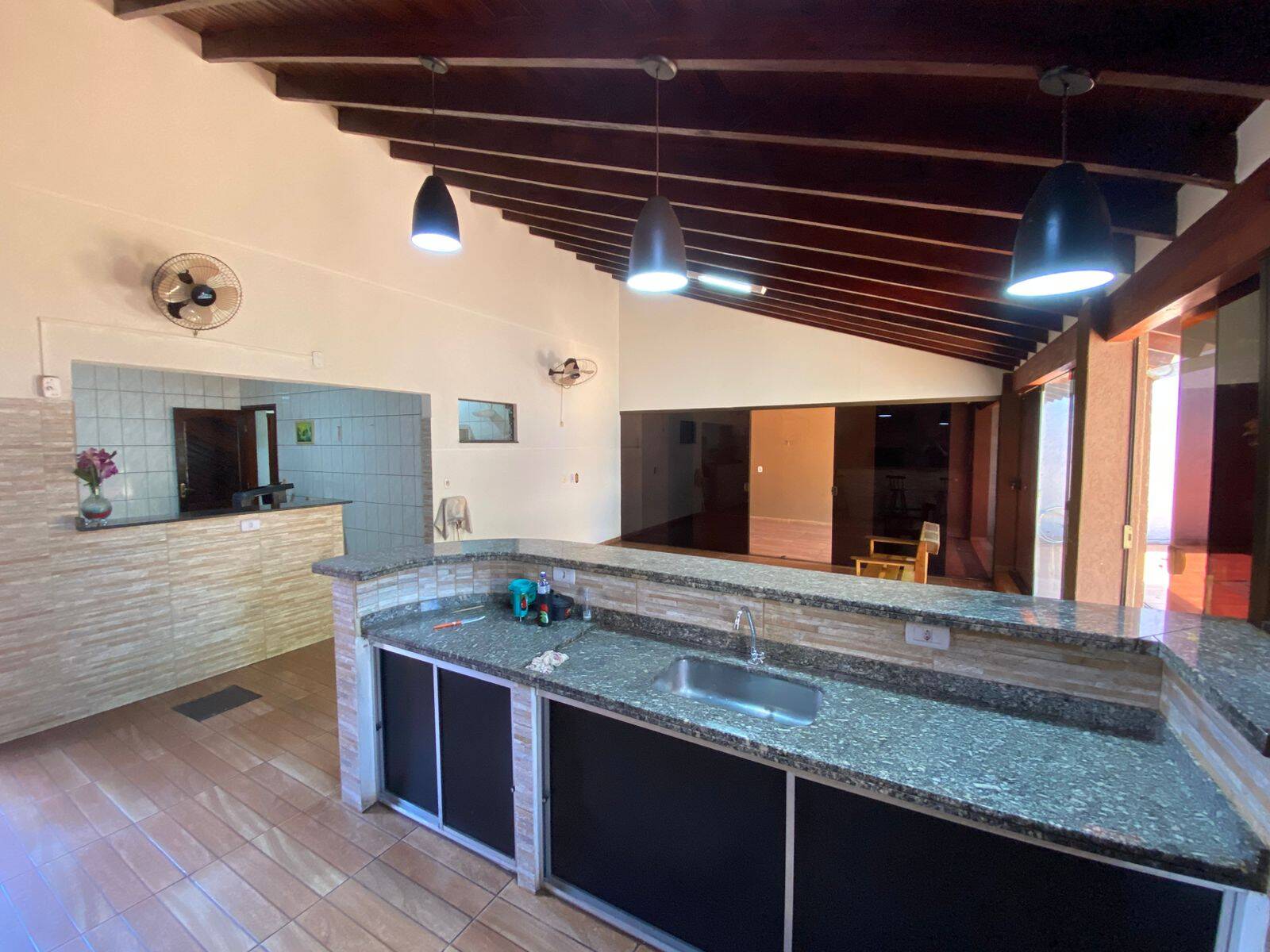 Casa, 5 quartos, 256 m² - Foto 2