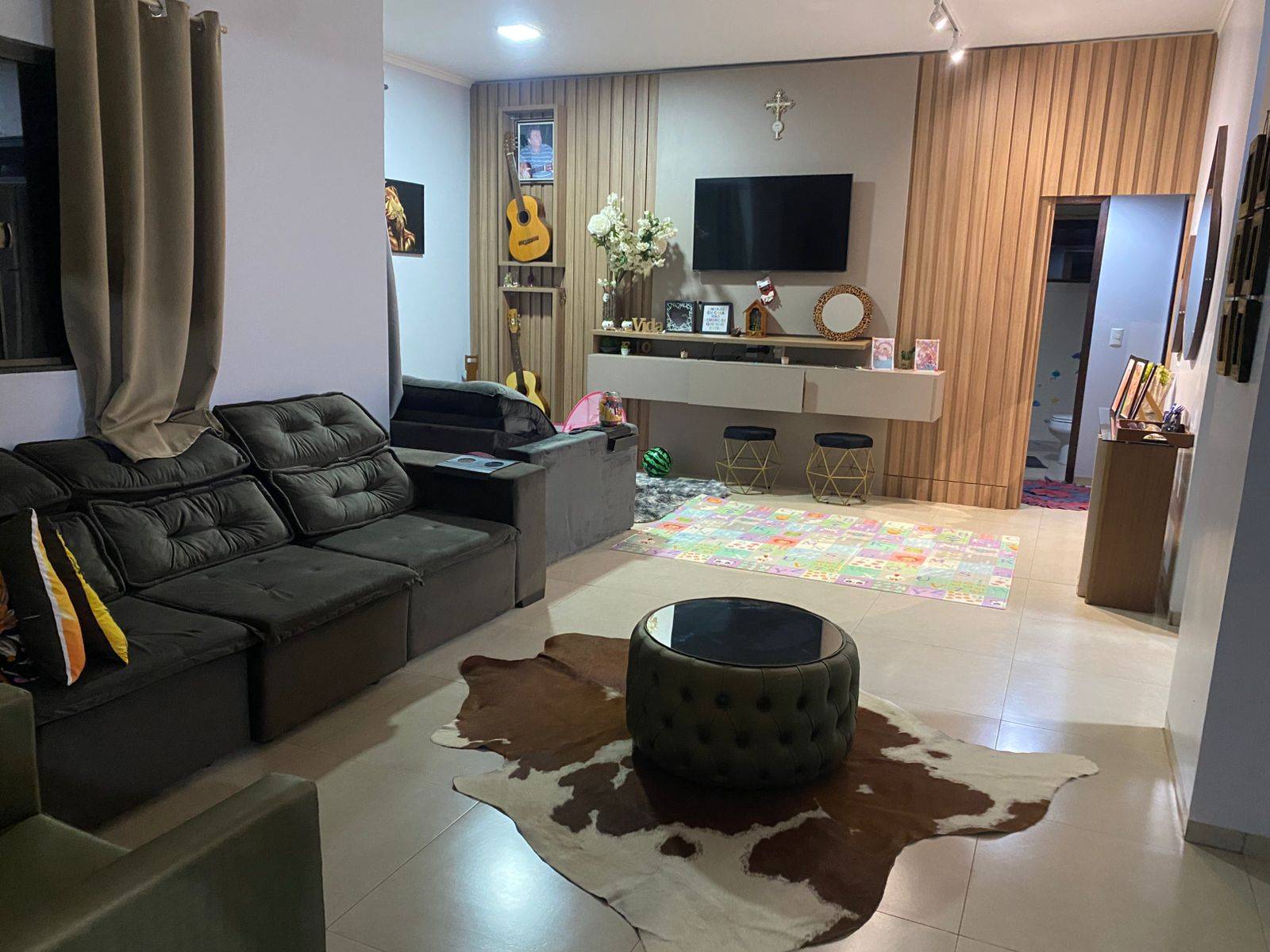 Casa, 21 quartos, 240 m² - Foto 1