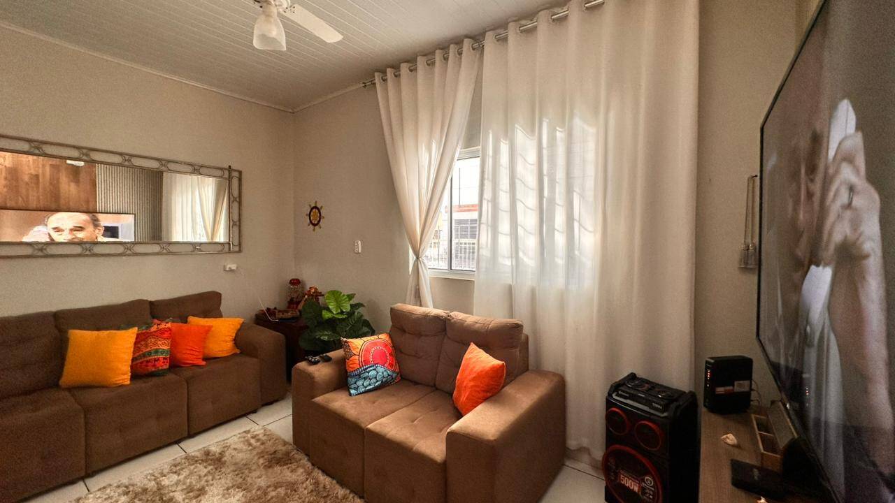 Casa, 3 quartos, 180 m² - Foto 3