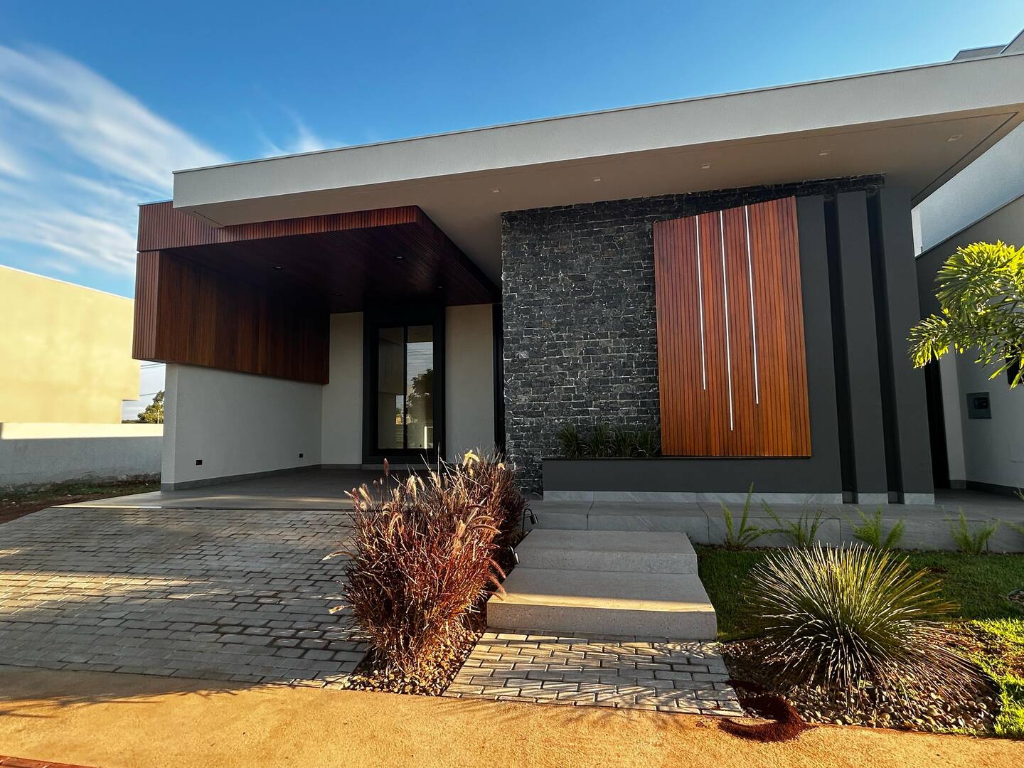 Casa, 3 quartos, 151 m² - Foto 1