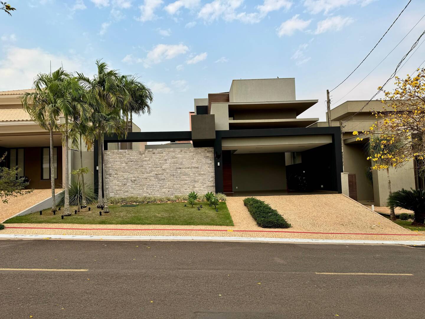 Casa de Condomínio, 4 quartos - Foto 1