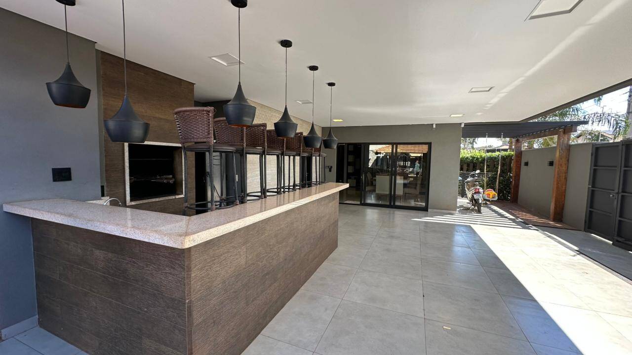 Casa, 4 quartos, 350 m² - Foto 13