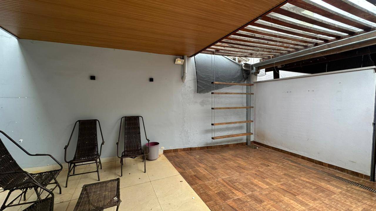 Casa, 2 quartos, 259 m² - Foto 12