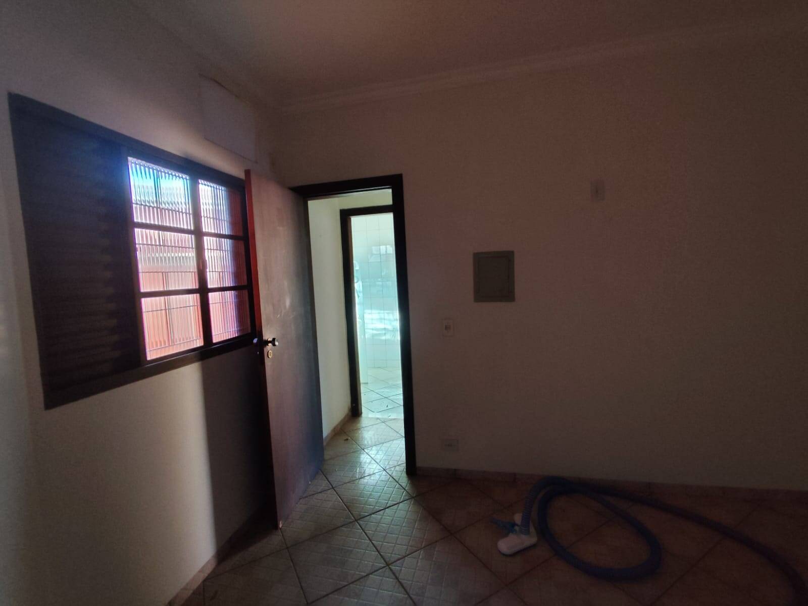Casa, 4 quartos, 233 m² - Foto 5