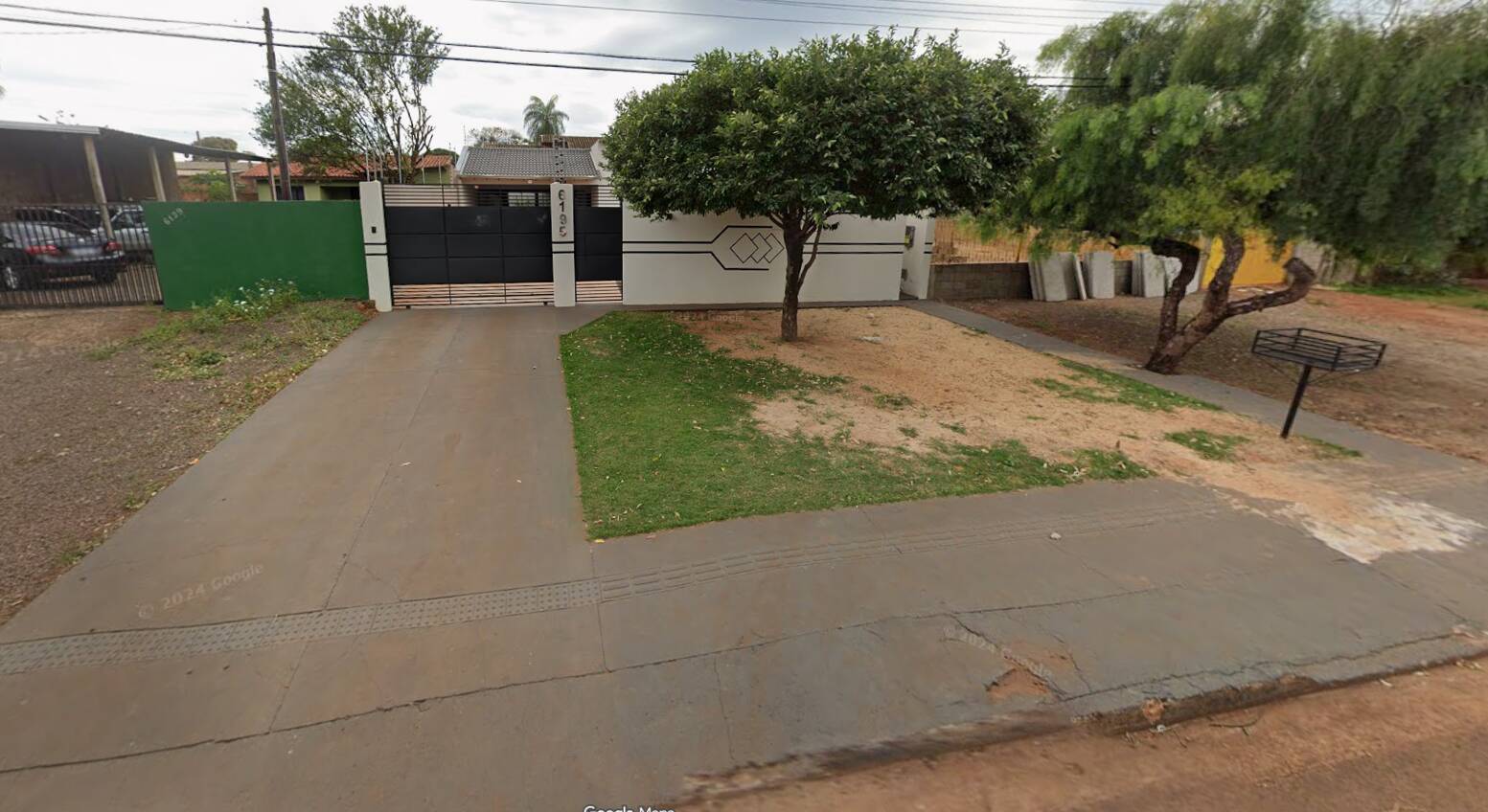 Casa, 3 quartos, 235 m² - Foto 1