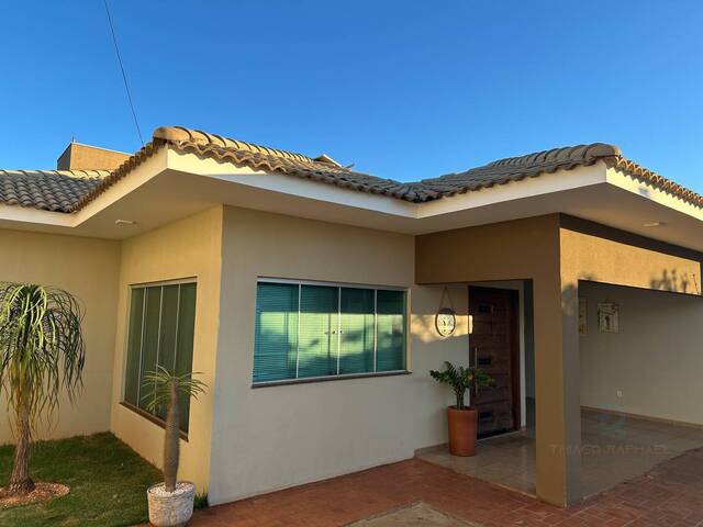 Casa para Venda em Dourados - 2