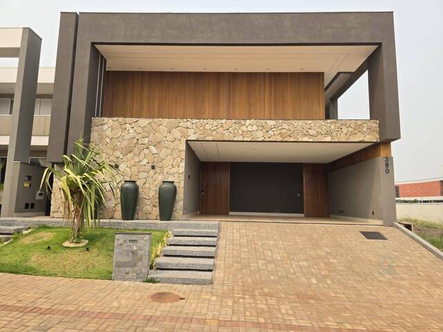 #4 - Casa para Venda em Dourados - MS