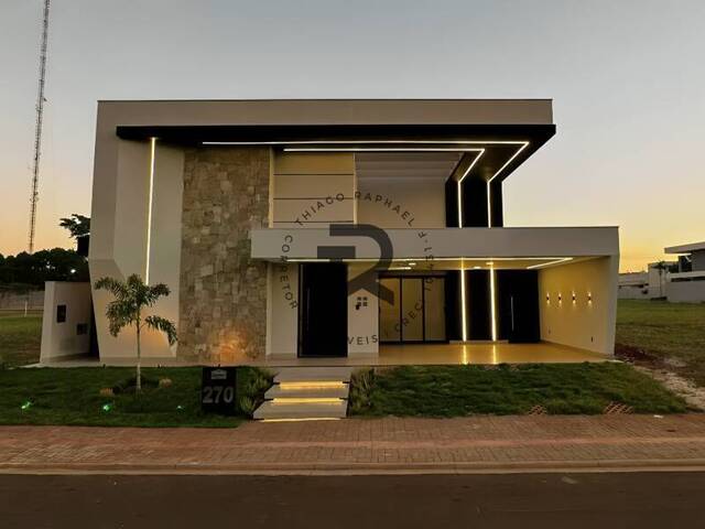 #13 - Casa para Venda em Dourados - MS