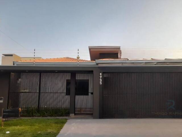 #31 - Casa para Venda em Dourados - MS