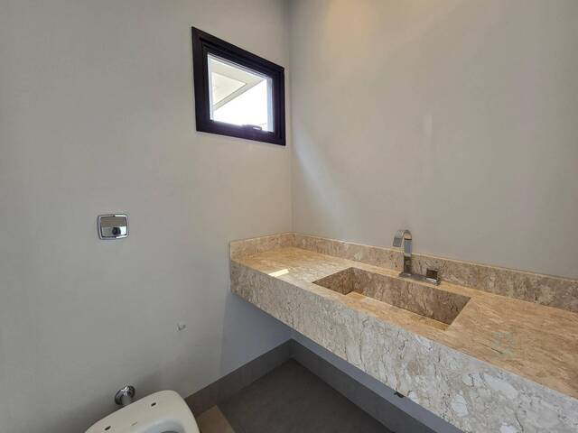 Casa para Venda em Dourados - 2