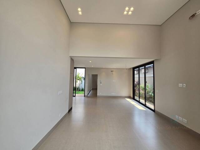 Casa para Venda em Dourados - 3