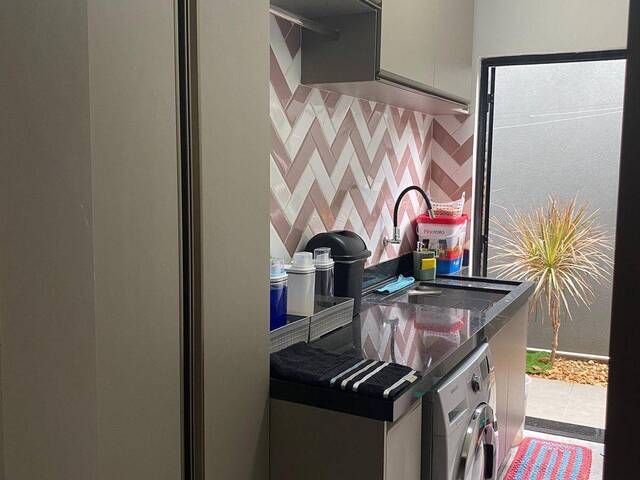 Casa para Venda em Dourados - 2