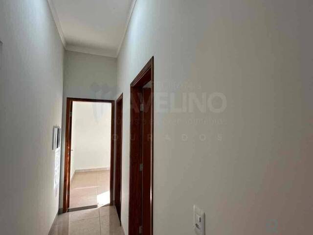 Casa para Venda em Dourados - 5