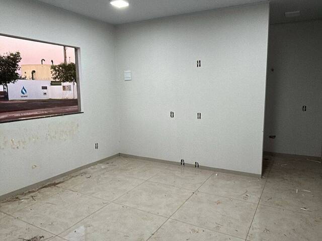 Casa para Venda em Laguna Carapã - 3