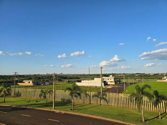 Casa para Venda em Dourados - 3