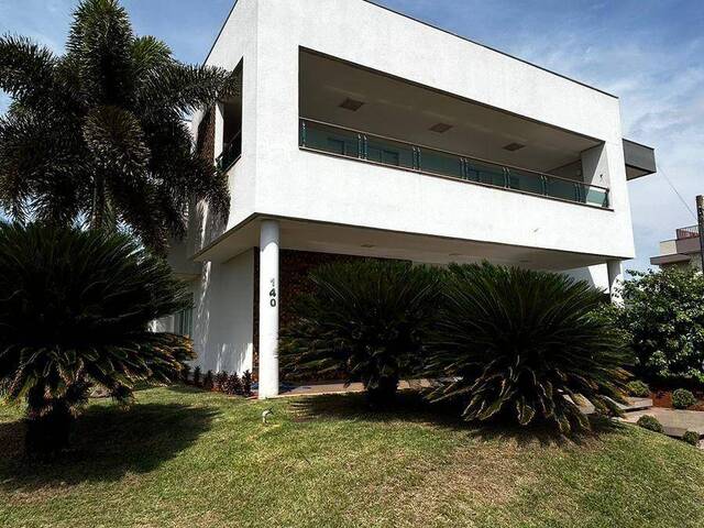 #78 - Casa para Venda em Dourados - MS
