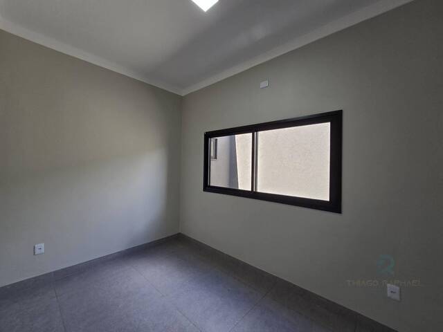 Casa para Venda em Dourados - 3