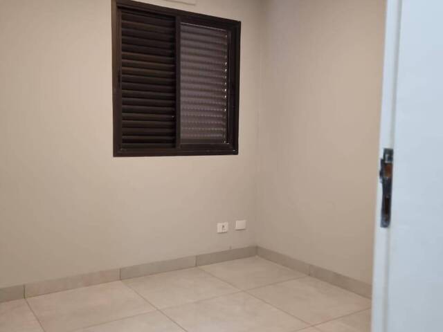 Apartamento para Venda em Campo Grande - 4