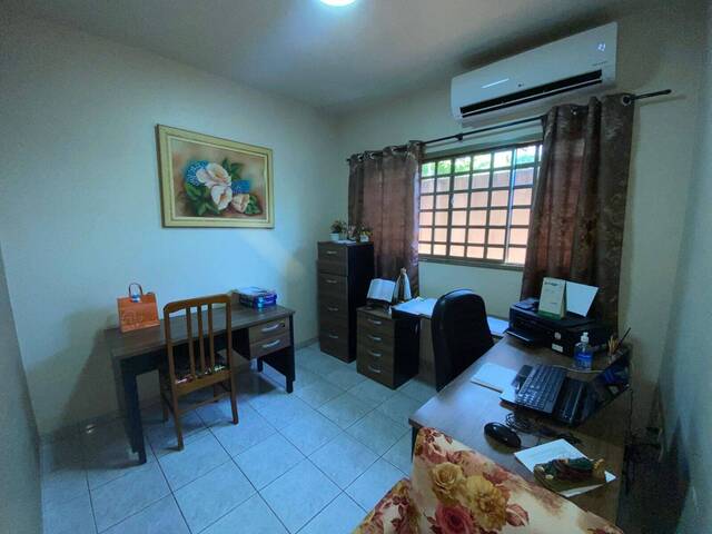 #216 - Casa para Venda em Dourados - MS - 3