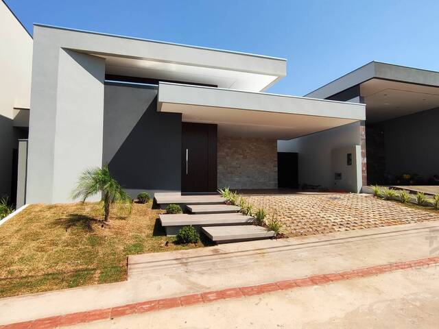 #217 - Casa para Venda em Dourados - MS - 1