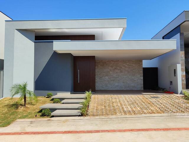 #217 - Casa para Venda em Dourados - MS - 2