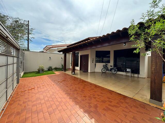 #218 - Casa para Venda em Dourados - MS - 2