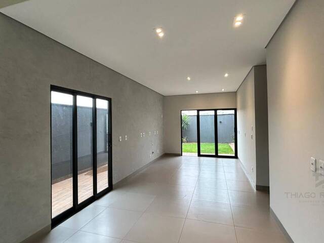 #226 - Casa para Venda em Dourados - MS - 3