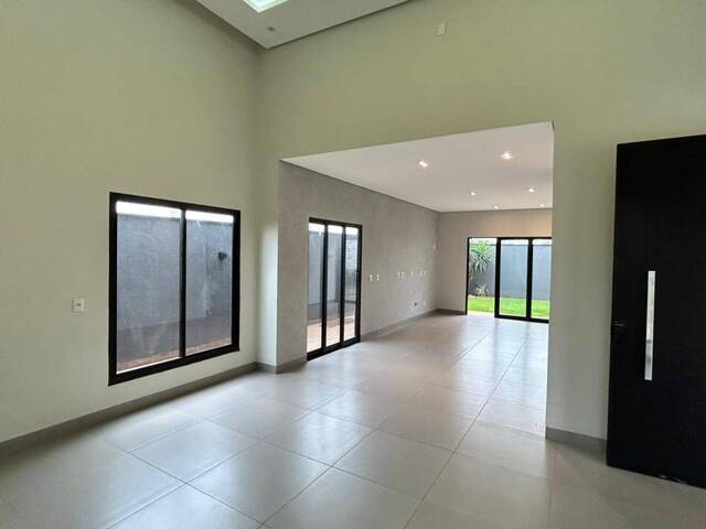 Casa para Venda em Dourados - 4