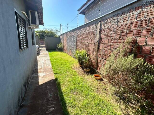 #228 - Casa para Venda em Dourados - MS - 3