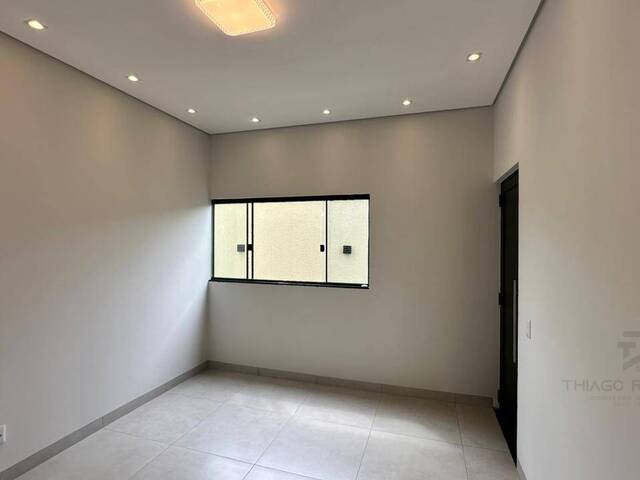 Casa para Venda em Dourados - 5