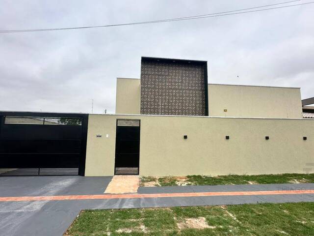 Venda em Conjunto Residencial Monte Carlo - Dourados