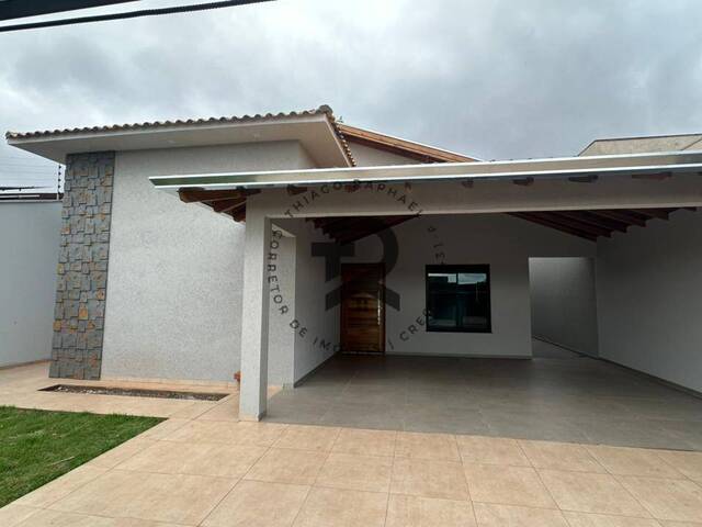 #232 - Casa para Venda em Dourados - MS