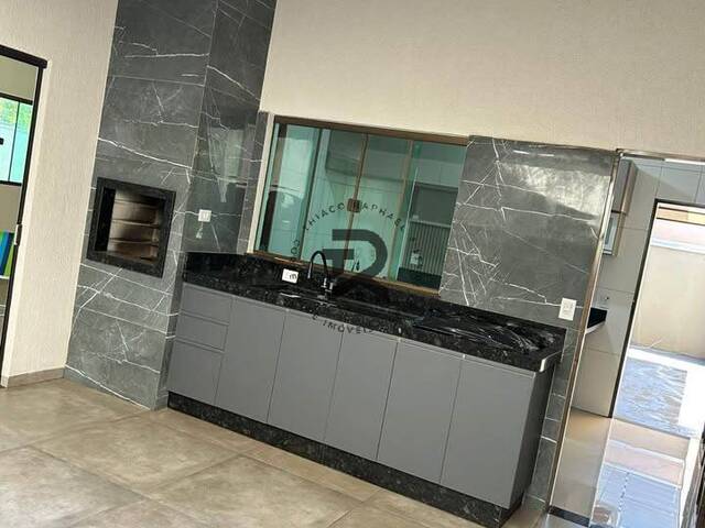 Casa para Venda em Dourados - 4