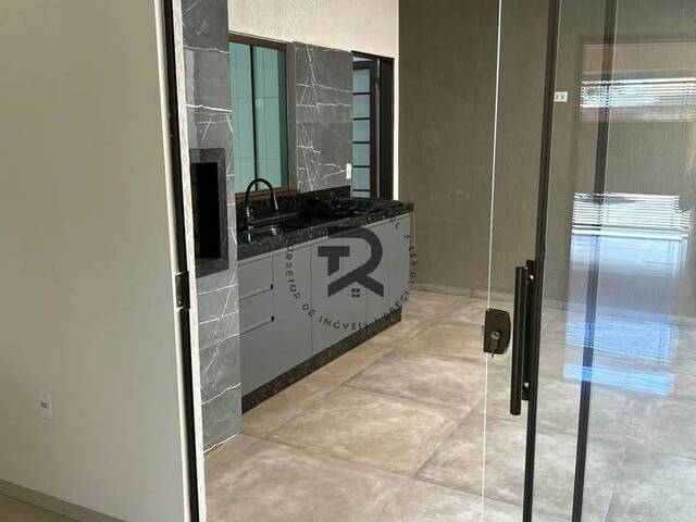 Casa para Venda em Dourados - 5