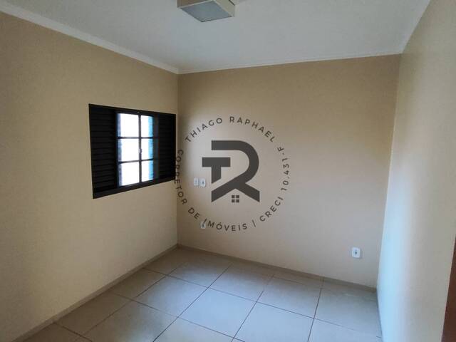 #245 - Casa para Venda em Dourados - MS - 3