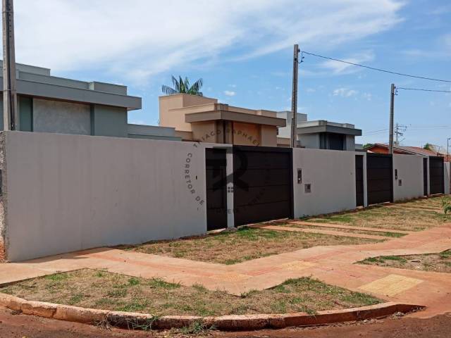#252 - Casa para Venda em Dourados - MS - 1