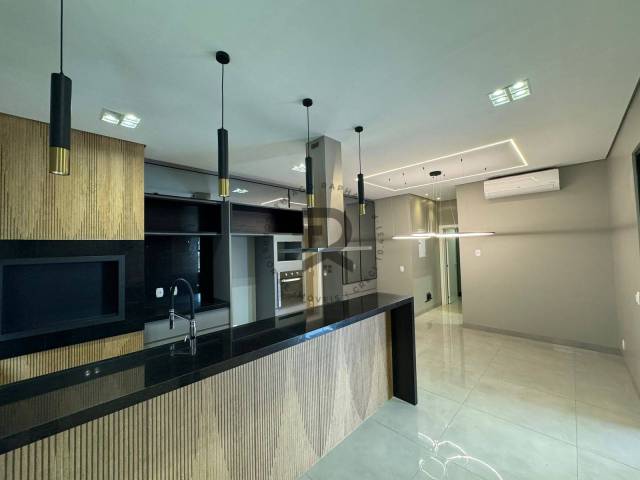 Casa para Venda em Dourados - 2